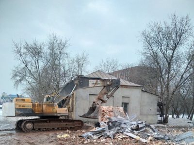 Начался снос исторических зданий